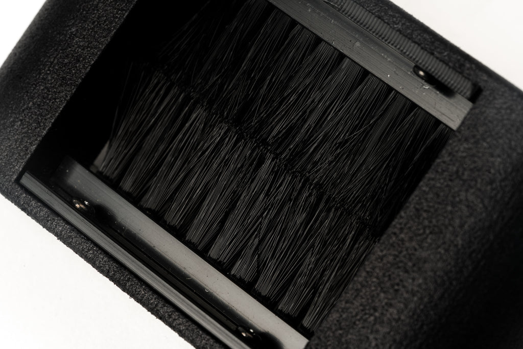 Easy35 Duster close-up on a white background.